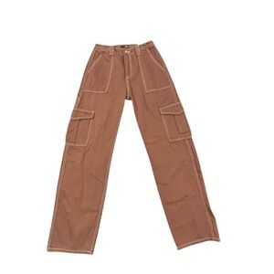 Fashion Nova Women’s Straight Leg Cargo Pants 7 Inseam 32 White Stitch NWT